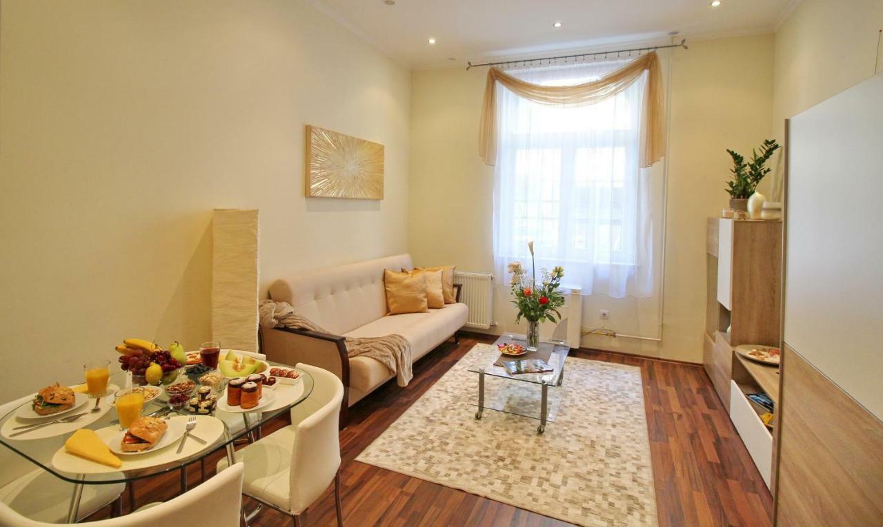Castle Court Apartment Budapeszt Zewnętrze zdjęcie