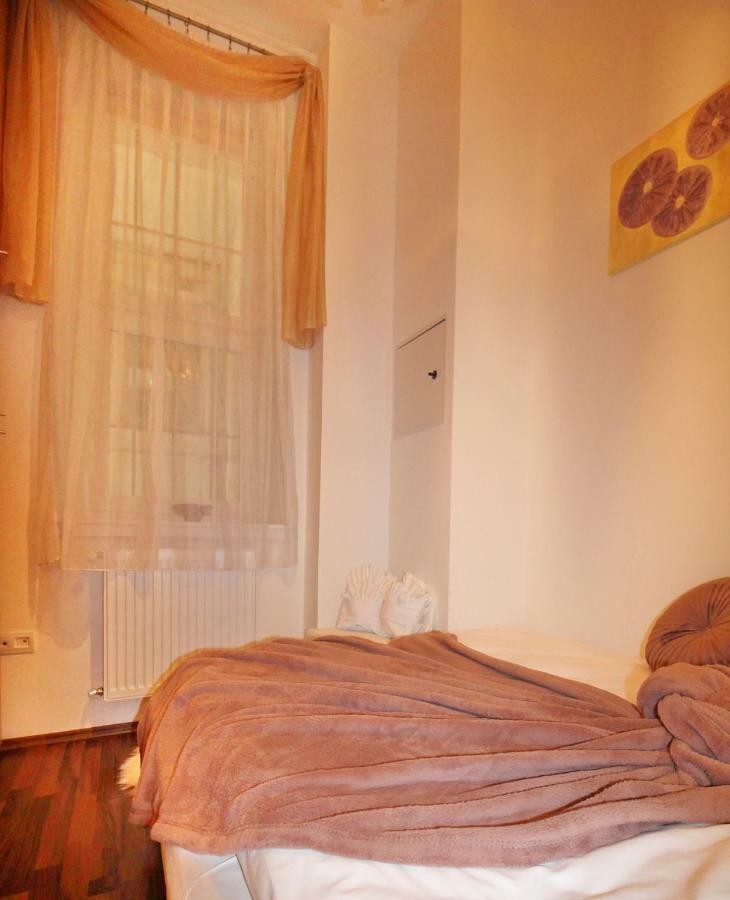 Castle Court Apartment Budapeszt Zewnętrze zdjęcie